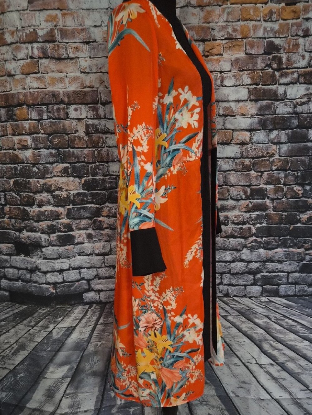 River Island Red Floral Lightweight Kimono NWT SZ 8 - Picture 6 of 7